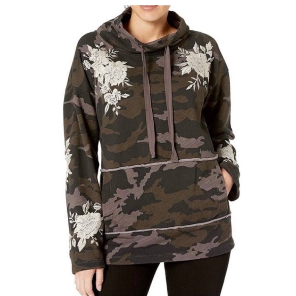 Johnny Was Camouflage Pullover Sweatshirt Top